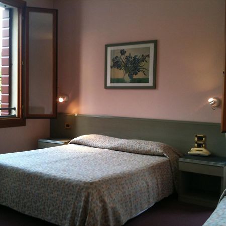 Hotel Castello Эсте Экстерьер фото